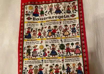 Traditioneller Bauernregeln Wandbehang als Dekoration im Ferienhaus Tanne und Tal Relax im Schwarzwald