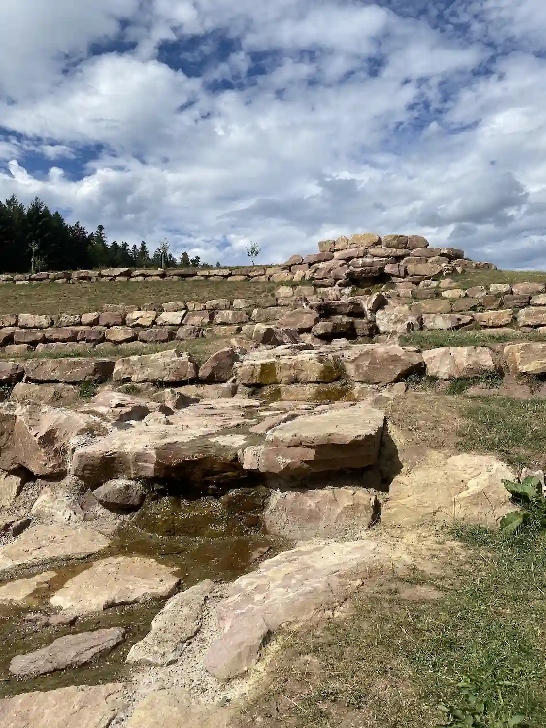 Wasserlauf im Zauberland Loßburg im Schwarzwald